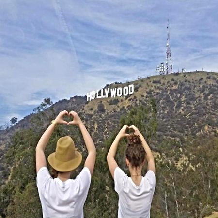 Hollywood Panoramic Views, Pool, Gym & Free Parking! Apartamento Los Angeles Exterior foto